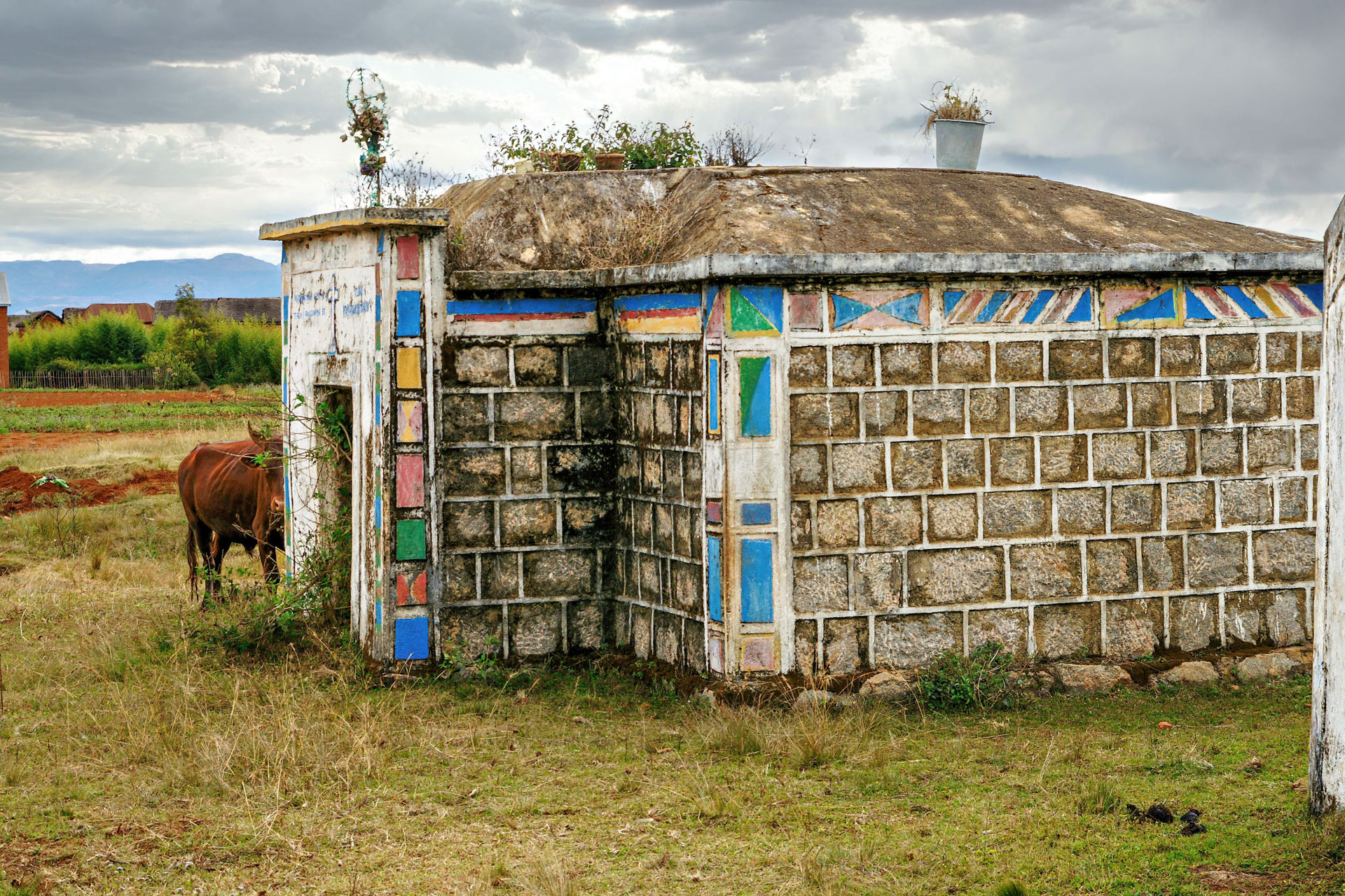 Grabstätte am Weg nach Antsirabe